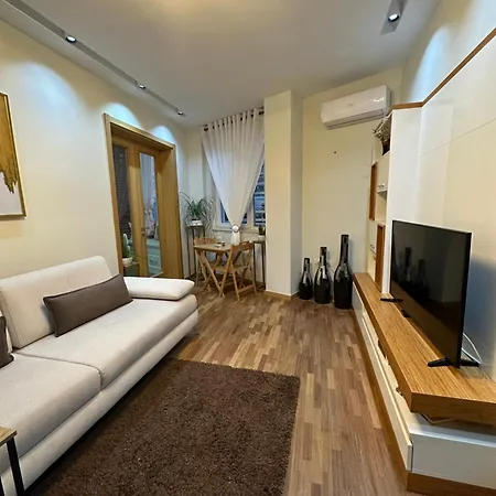 Dry Apartment